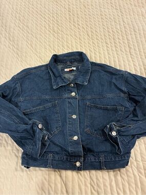 Mele E Pere Women’s Cropped Denim Jacket Size medium
